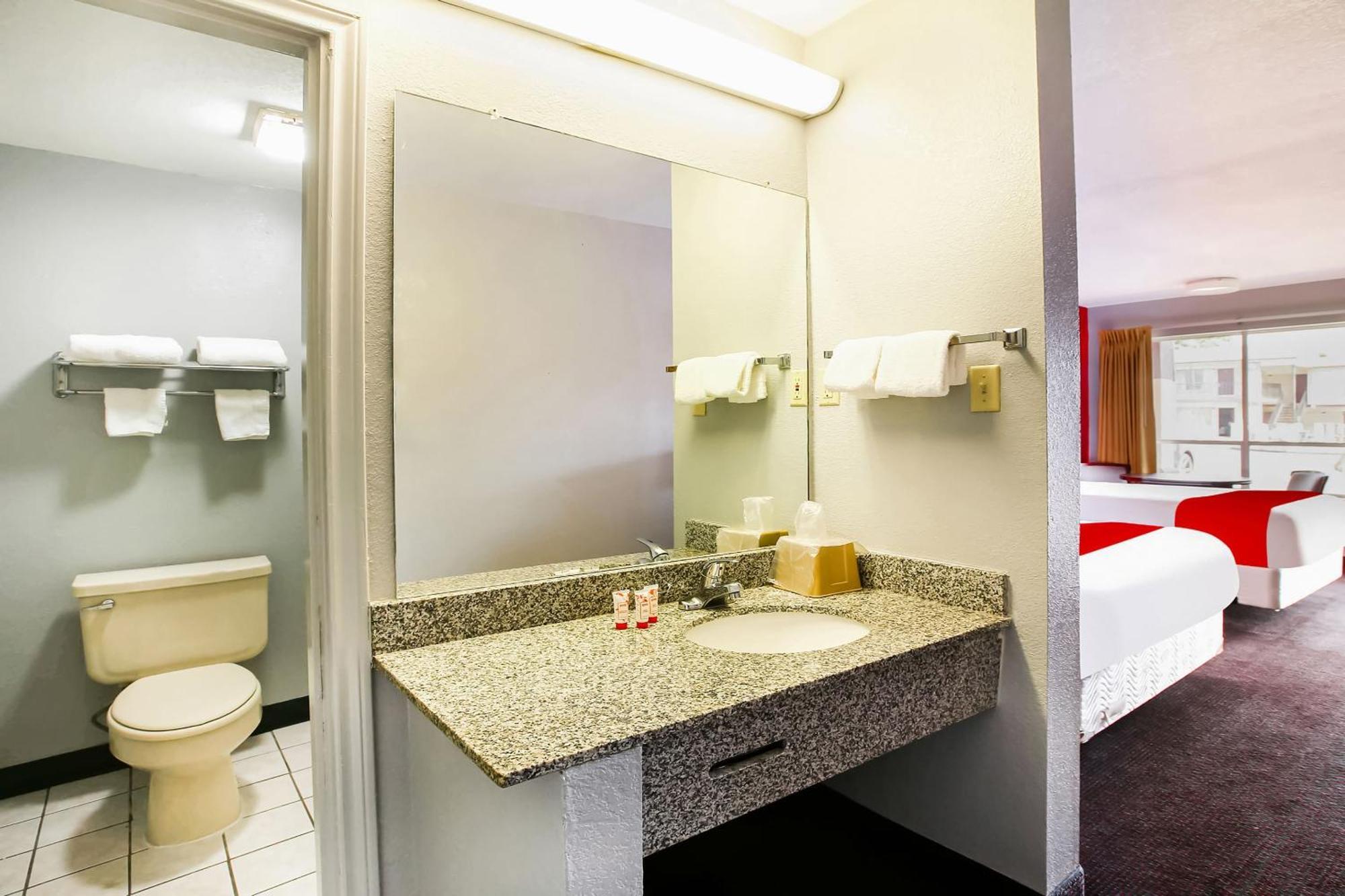 Oyo Hotel Texarkana North Heights Ar Hwy I-30 Dış mekan fotoğraf